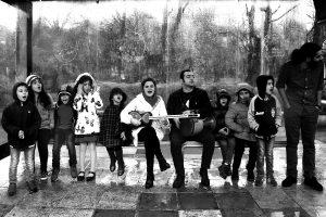 کر کودک کاموا - داستان ویدیوی سال نو شد - ایستگاه اتوبوس
